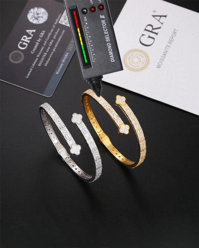 Bracelet Moissanite Clover Bangle Bracelet - Gold