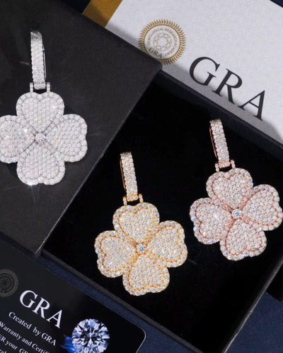 Pendant Moissanite Lucky Clover Pendant