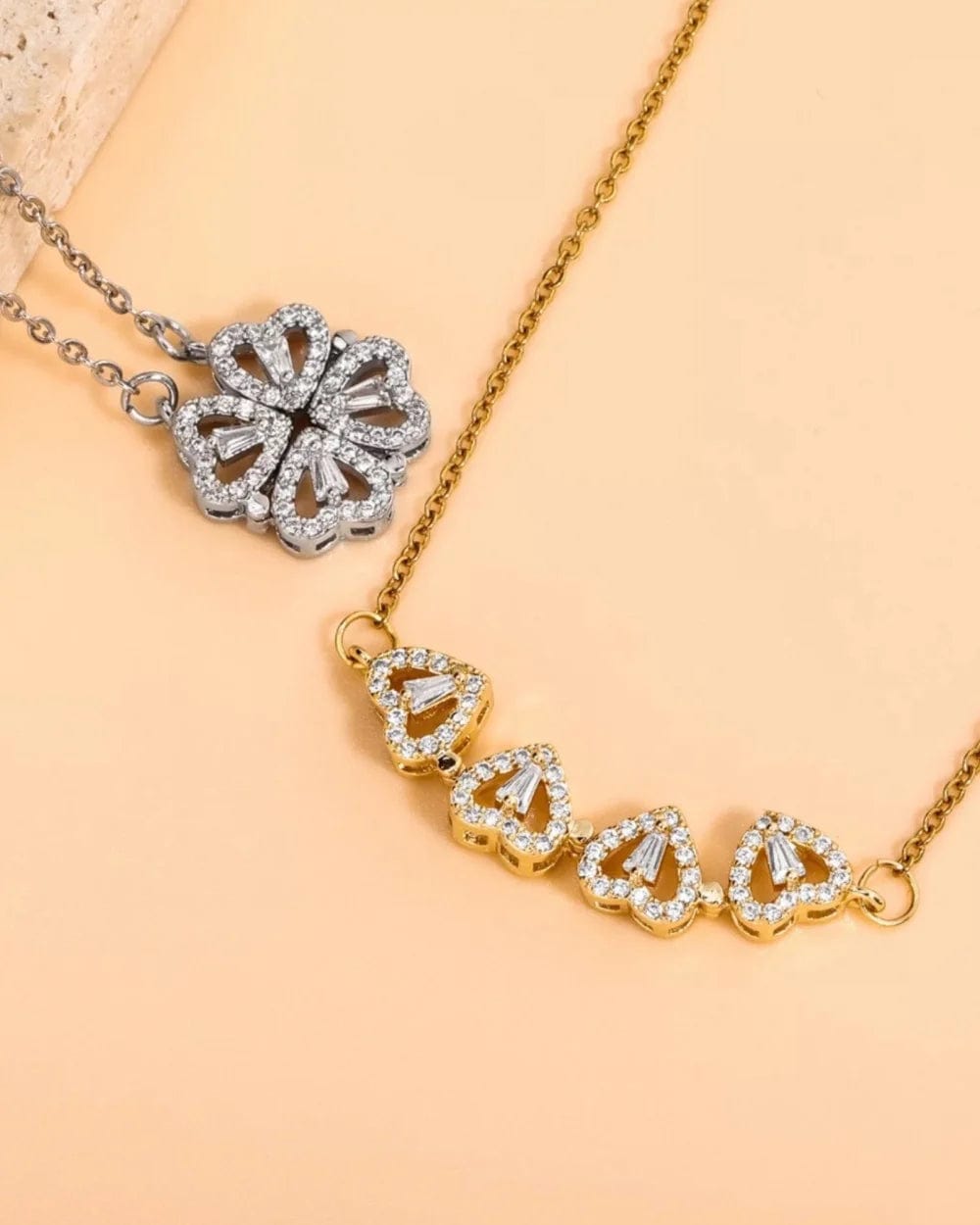Pendant Clover Heart Necklace - Gold